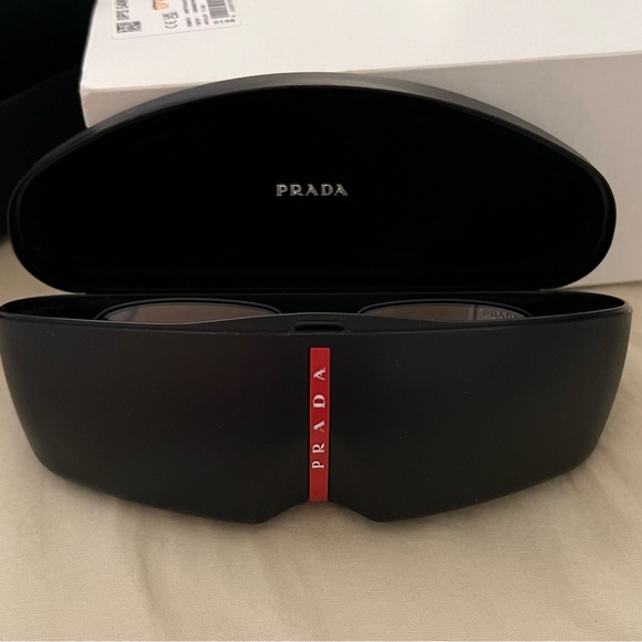 Prada Linea Rossa PS 54WS - Picture 13 of 13